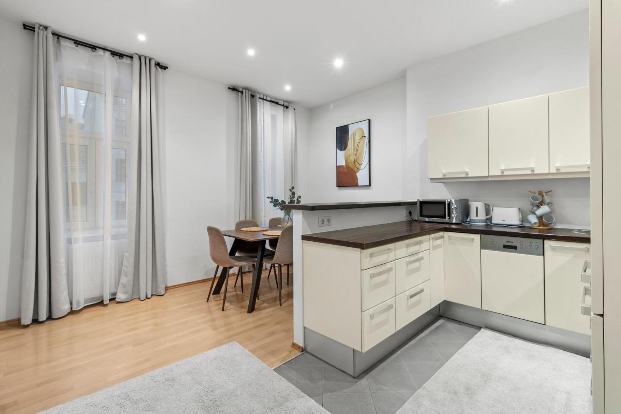 Chic 1Br Apartment - Directly Near Schoenbrunn Wien Exterior foto